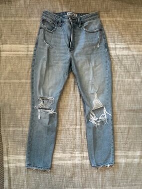 Abercrombie & Fitch Light Wash Skinny Jeans